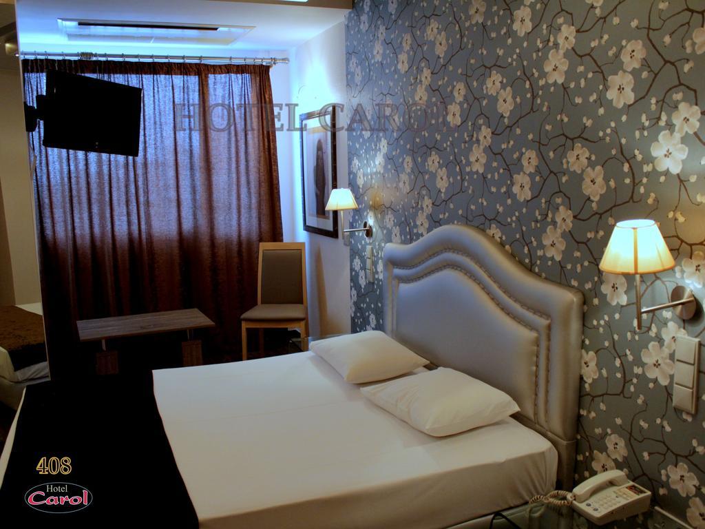 Carol Hotel Pireu Exterior foto